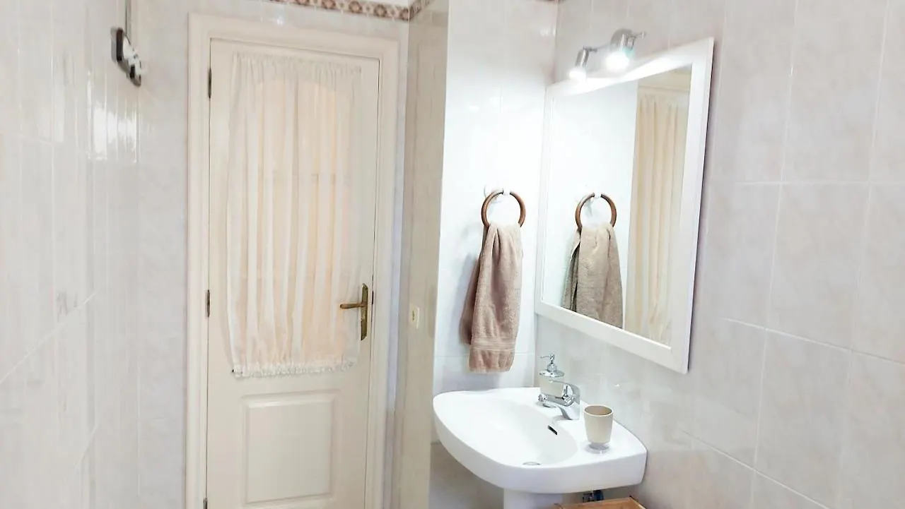 Centric 2 Bedrooms Apartment Near To The Beach - By Tenerifehints El Medano  Spain