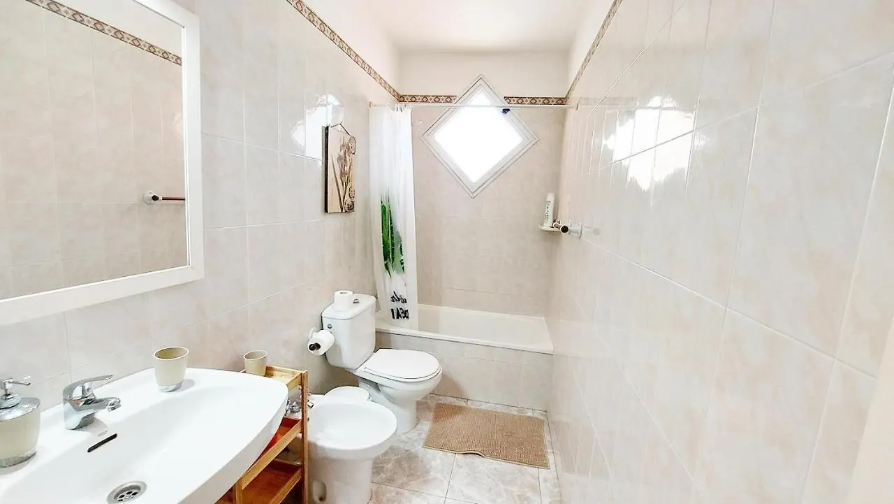 Centric 2 Bedrooms Apartment Near To The Beach - By Tenerifehints El Médano